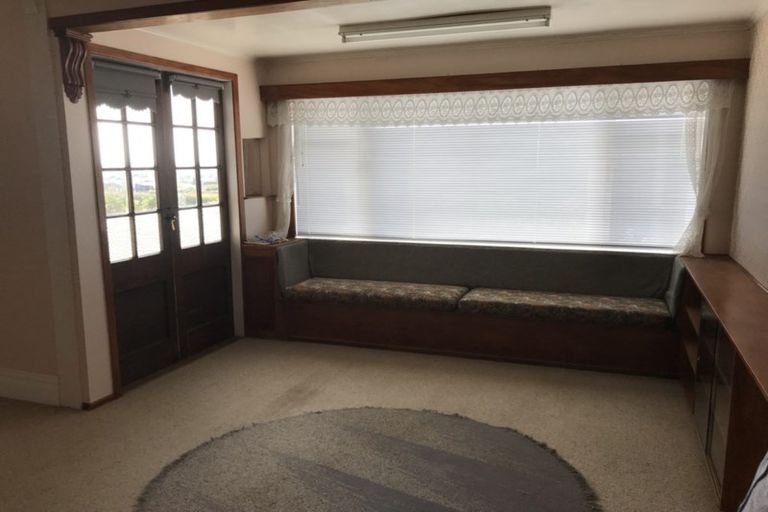 Photo of property in 215 Kitchener Road, Pukekohe, 2120