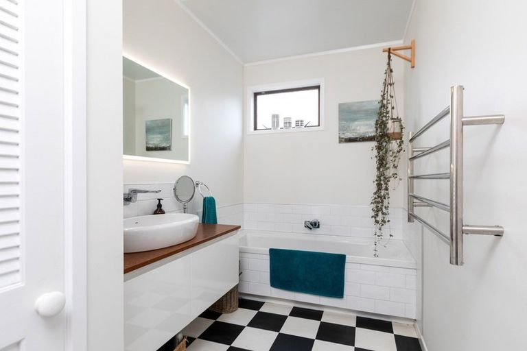 Photo of property in 248 Oeo Road, Otakeho, Hawera, 4678