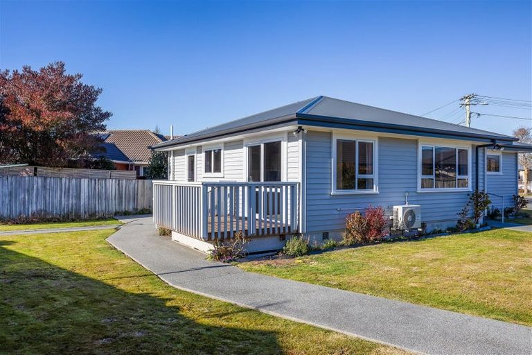 Photo of property in 23 Bideford Place, Dallington, Christchurch, 8061