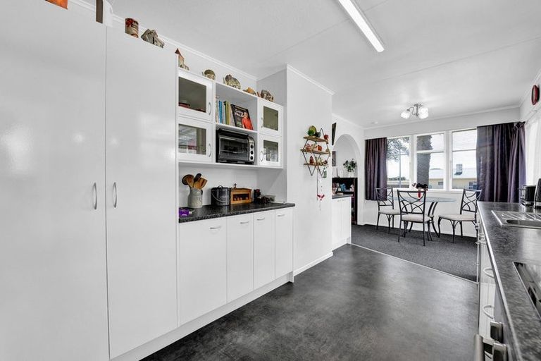 Photo of property in 234 Egmont Street, Patea, 4520