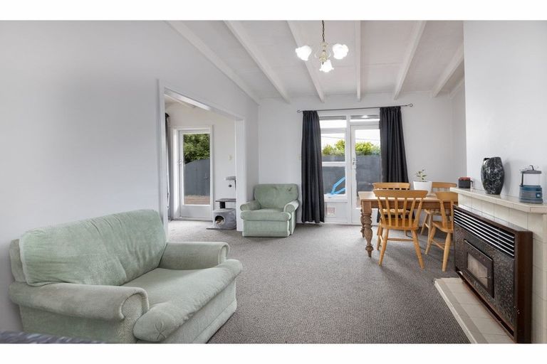 Photo of property in 181 Palmers Road, New Brighton, Christchurch, 8083