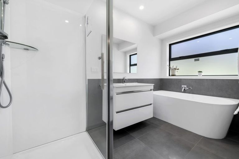 Photo of property in 14 Ardkeen Place, East Tamaki, Auckland, 2016