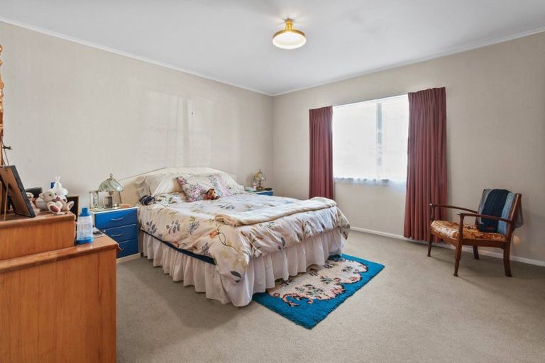Photo of property in 2/1 Nelson Street, Papakura, 2110