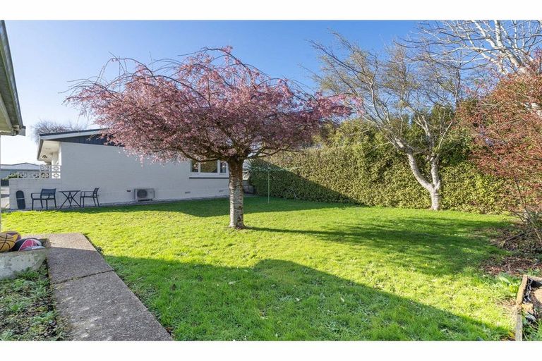 Photo of property in 12 Rowan Street, Hargest, Invercargill, 9810