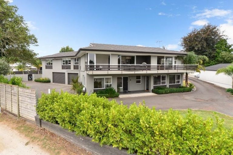 Photo of property in 35 Marnane Terrace, St Andrews, Hamilton, 3200