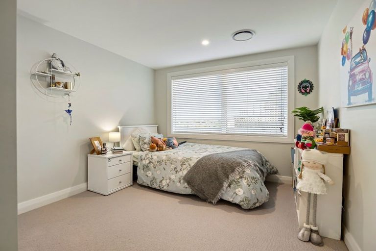 Photo of property in 37 Coppelia Avenue, Omokoroa, 3114