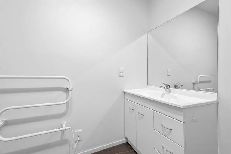 Photo of property in 3 Walpole Street, Waltham, Christchurch, 8023