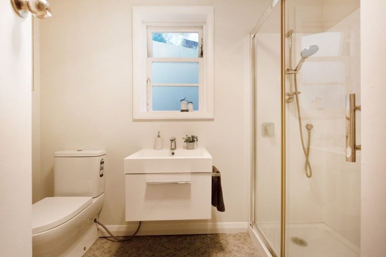 Photo of property in 8/28 Clifton Terrace, Kelburn, Wellington, 6012