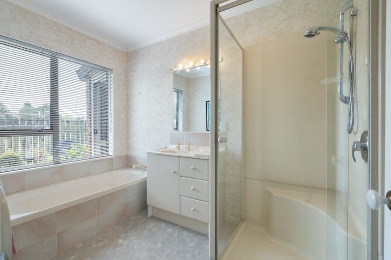 Photo of property in 31 Caroline Crescent, Highbury, Palmerston North, 4412