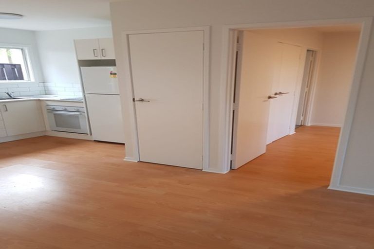 Photo of property in 1/72l Kitchener Road, Milford, Auckland, 0620