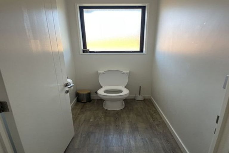 Photo of property in 5 Ormandy Court, Amberley, 7410