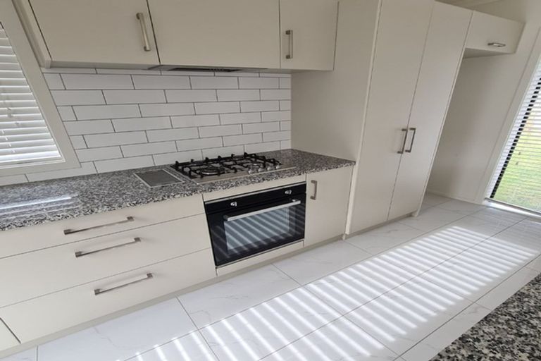 Photo of property in 28 Manor Park Road, Manor Park, Lower Hutt, 5019