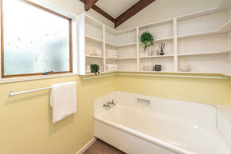 Photo of property in 99 Fitzherbert Avenue, Tawhero, Whanganui, 4501