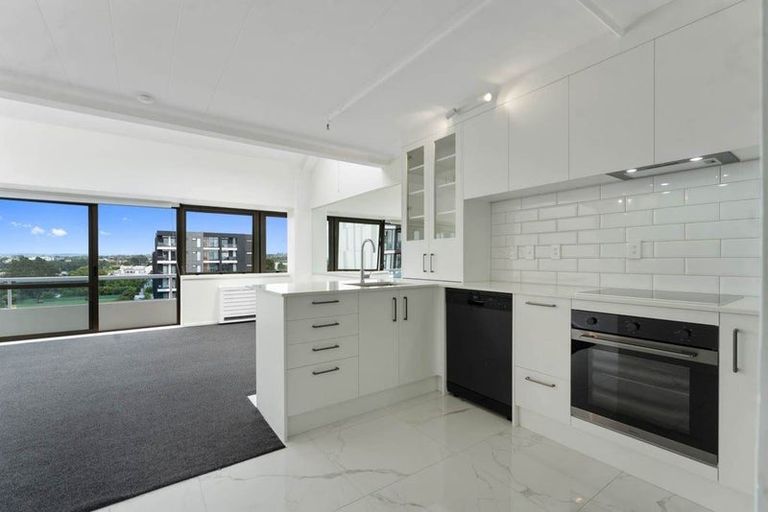 Photo of property in 4/15h Auburn Street, Takapuna, Auckland, 0622