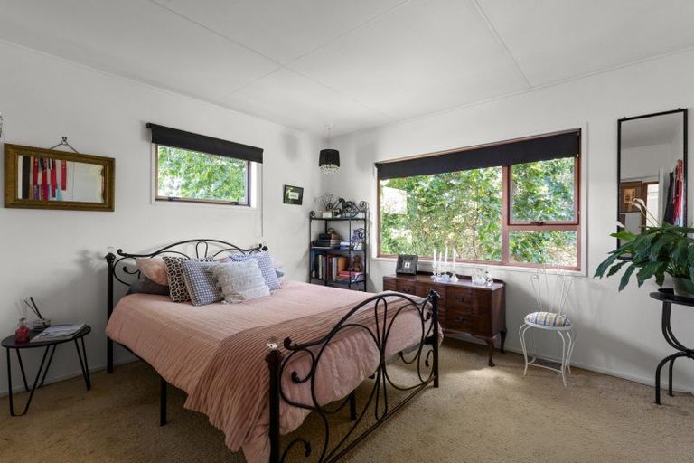 Photo of property in 12 Muritai Crescent, Havelock North, 4130