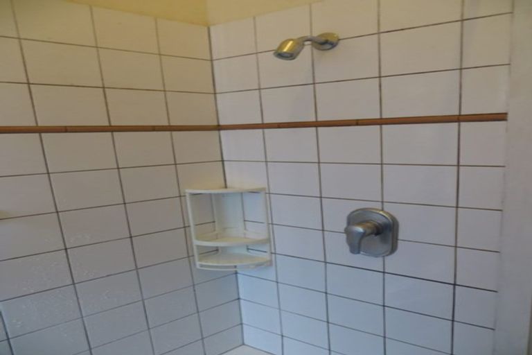 Photo of property in 22 Hawker Street, Mount Victoria, Wellington, 6011