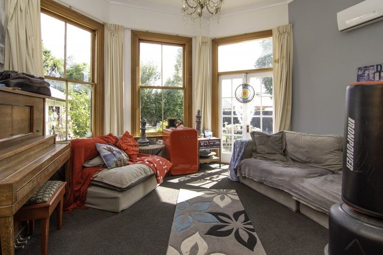 Photo of property in 6 Worcester Street, West End, Palmerston North, 4410