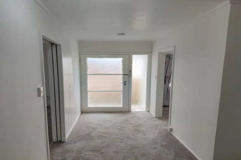 Photo of property in 3/10 Aberfeldy Avenue, Highland Park, Auckland, 2010