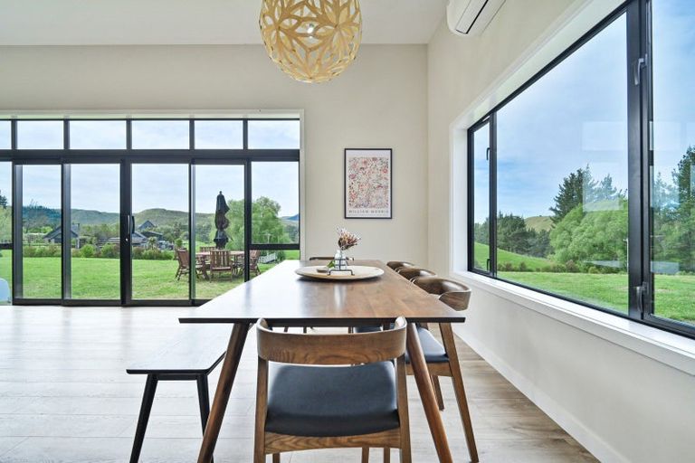 Photo of property in 1409 Taihape Road, Sherenden, Hastings, 4179