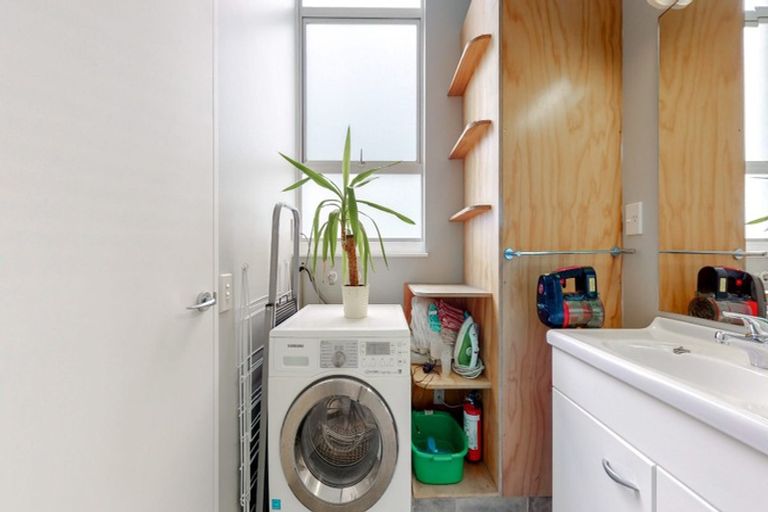 Photo of property in Edward Street Apartments, 22/3 Edward Street, Te Aro, Wellington, 6011