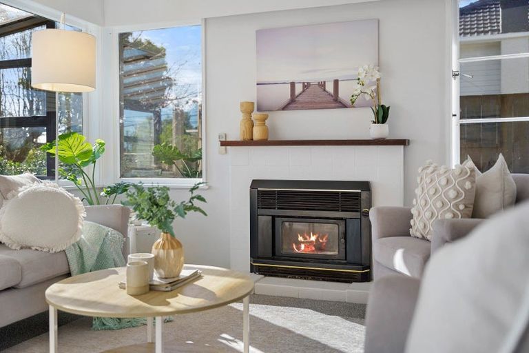 Photo of property in 5 Parakai Street, Paraparaumu, 5032