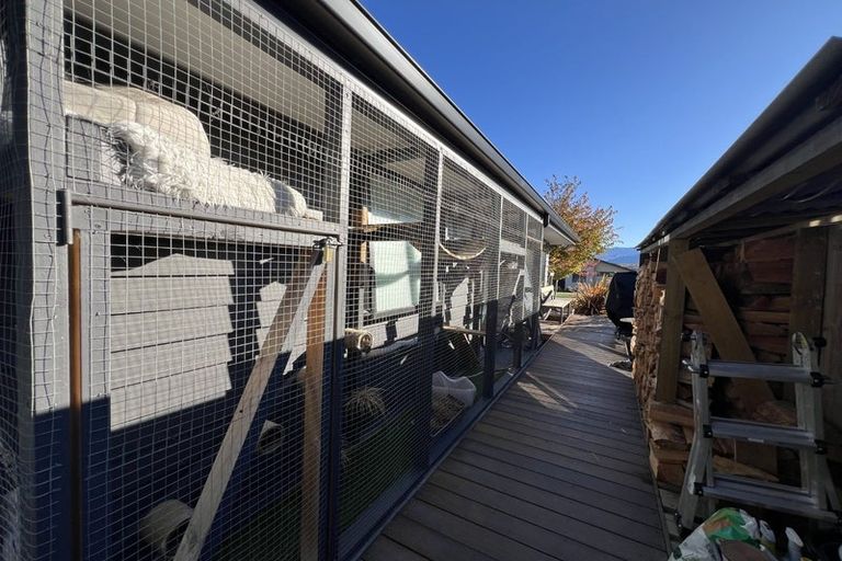 Photo of property in 43 Muster Road, Jacks Point, 9371