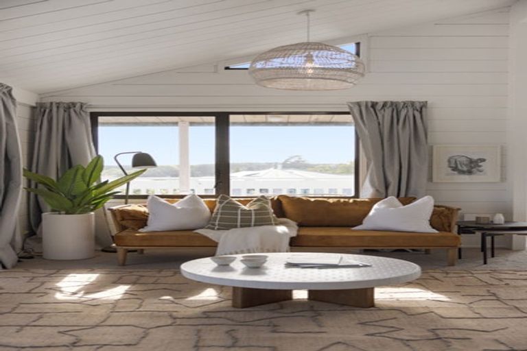 Photo of property in 10 Lindoch Avenue, Te Puna, Tauranga, 3174