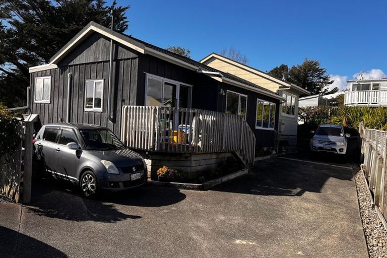 Photo of property in 20a Wharemauku Road, Raumati Beach, Paraparaumu, 5032