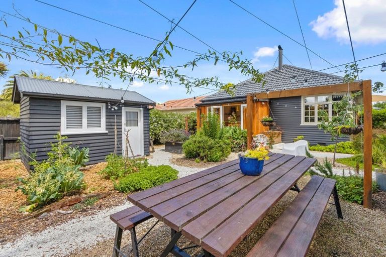 Photo of property in 11 Earl Street, Hillsborough, Christchurch, 8022
