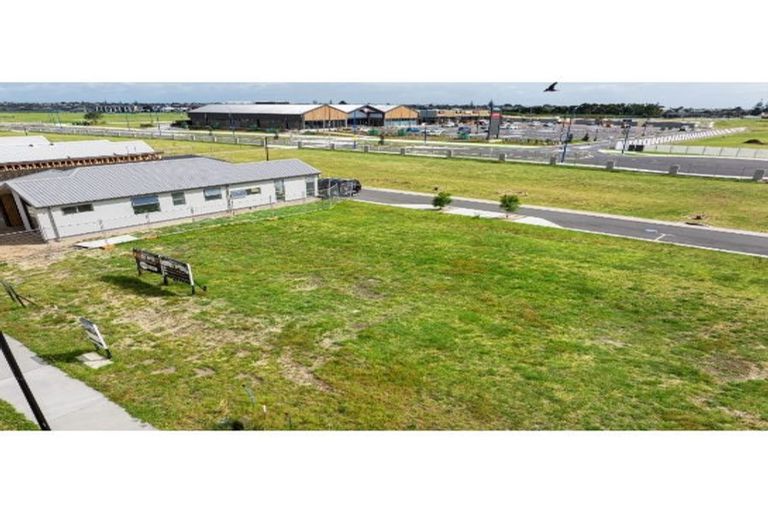 Photo of property in 51 Monaro Place, Papamoa, 3118