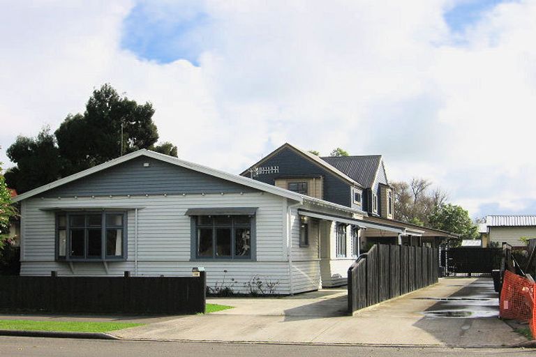 Photo of property in 213a Park Road, Hokowhitu, Palmerston North, 4410