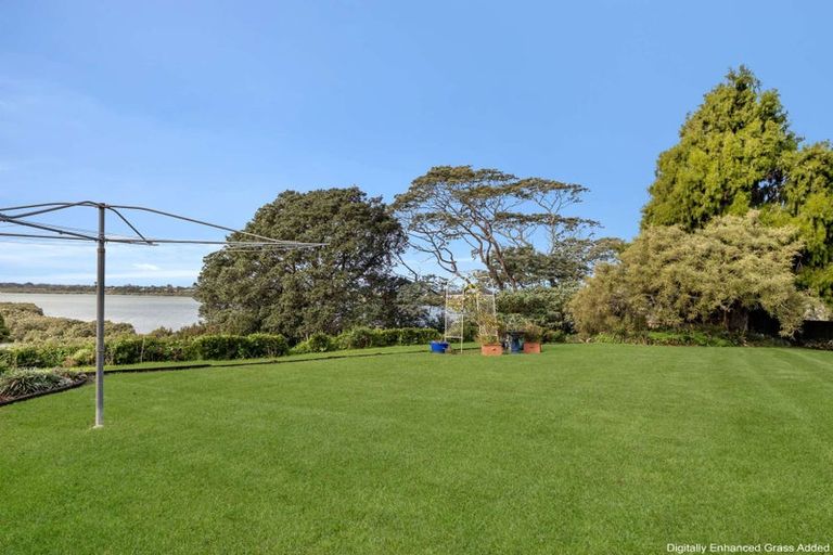 Photo of property in 14 Lucas Place, Weymouth, Auckland, 2103