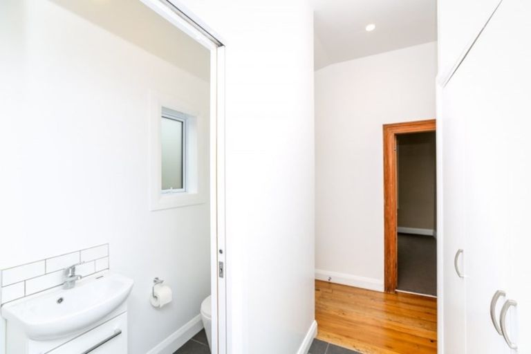 Photo of property in 157 Saint Aubyn Street, New Plymouth, 4310