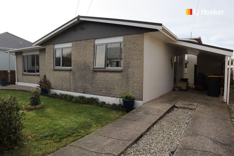 Photo of property in 11 Dick Street, South Dunedin, Dunedin, 9012