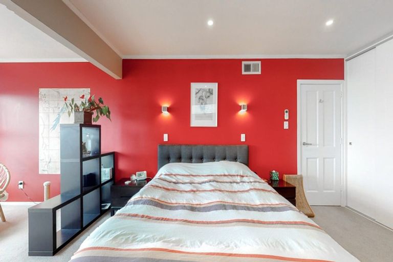 Photo of property in 141 Grafton Road, Roseneath, Wellington, 6011