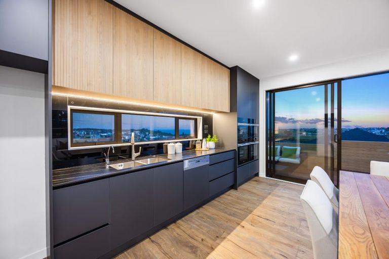 Photo of property in 7 Pakirikiri Street, Long Bay, Auckland, 0630