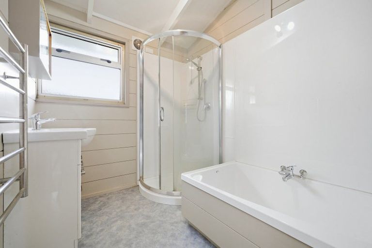 Photo of property in 6 Waimate Crescent, Tokoroa, 3420