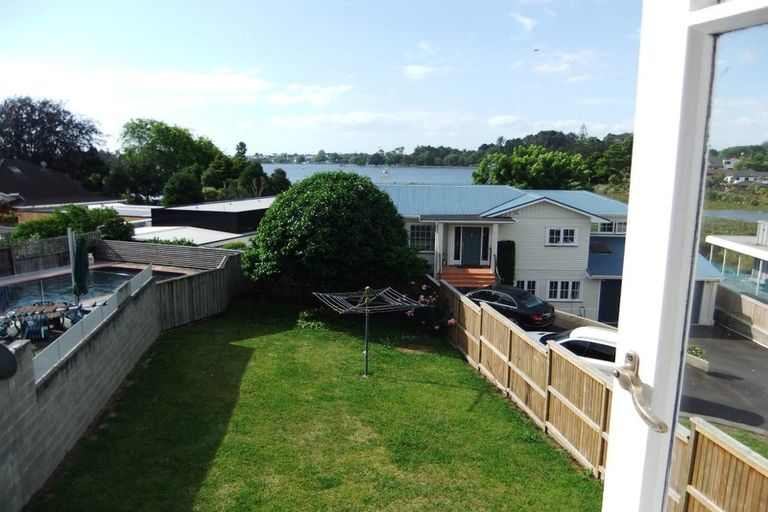 Photo of property in 32 Lake Crescent, Hamilton Lake, Hamilton, 3204