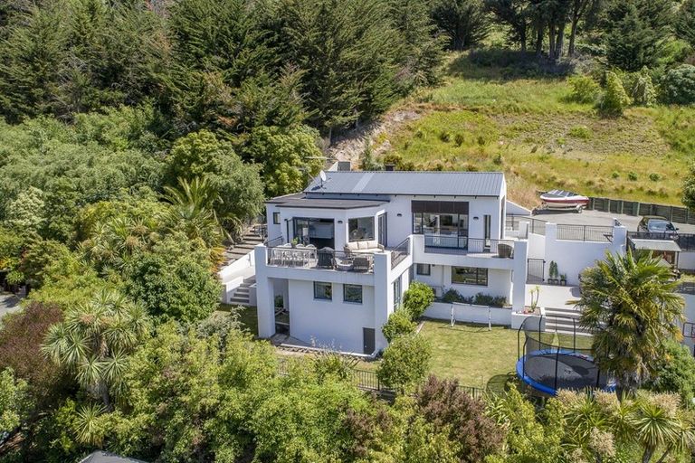 Photo of property in 10a Dalefield Drive, Cashmere, Christchurch, 8022