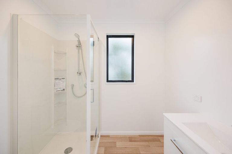 Photo of property in 33 Botanical Road, Takaro, Palmerston North, 4412