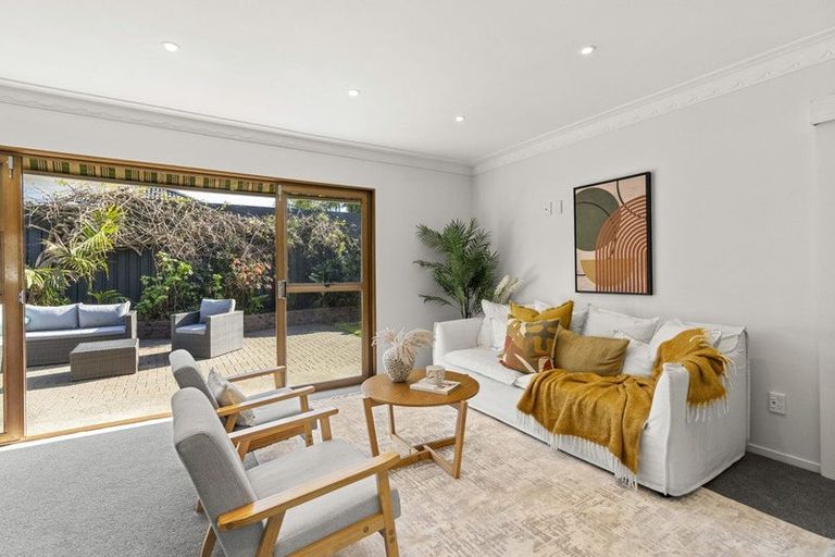 Photo of property in 10a Ngatiawa Street, One Tree Hill, Auckland, 1061