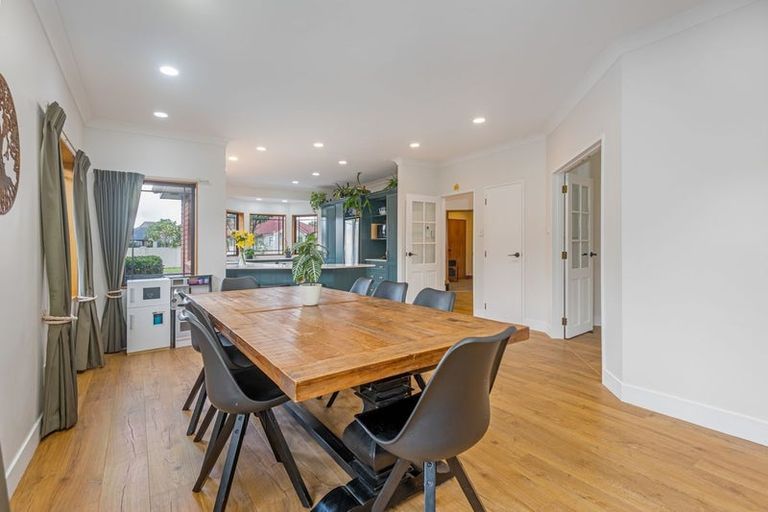 Photo of property in 23 Balmoral Drive, Terrace End, Palmerston North, 4410