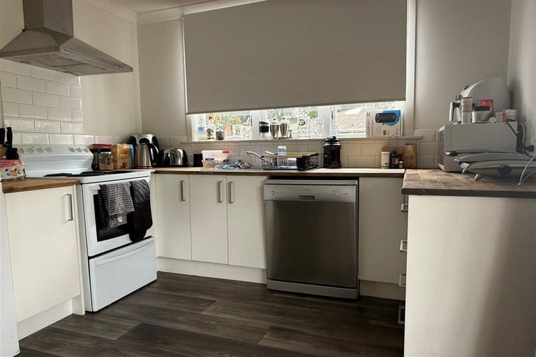 Photo of property in 22a Te Aroha Street, Hamilton East, Hamilton, 3216