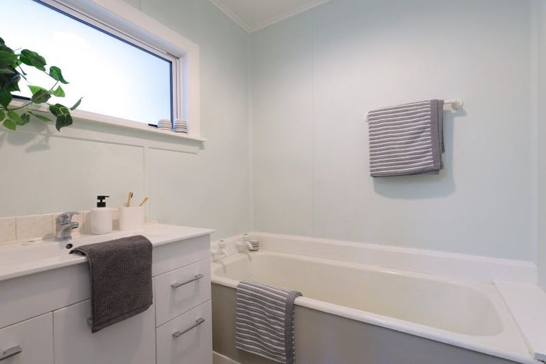 Photo of property in 3/95 Parkers Road, Tahunanui, Nelson, 7011