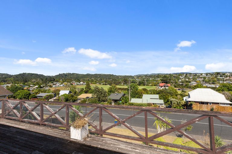 Photo of property in 80 Captain Scott Road, Glen Eden, Auckland, 0602