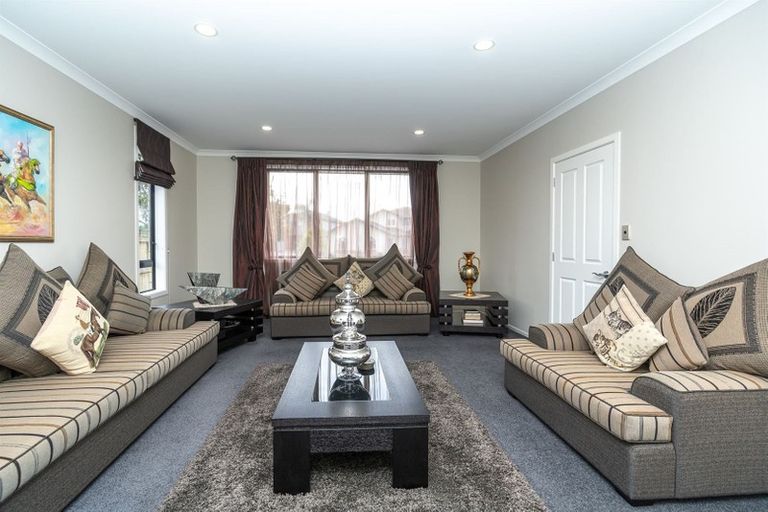 Photo of property in 7 Gibbston Close, Huntington, Hamilton, 3210