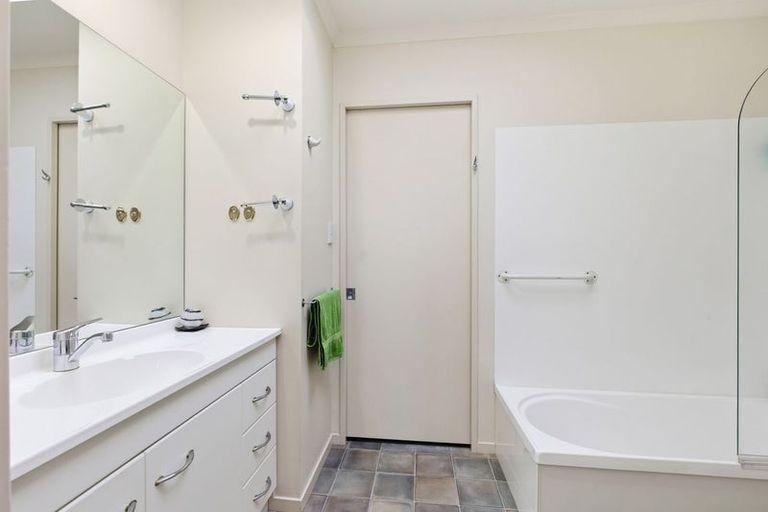 Photo of property in 41 Manchester Way, Judea, Tauranga, 3110