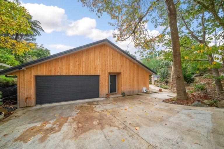 Photo of property in 198 Seaview Road, Westown, New Plymouth, 4310