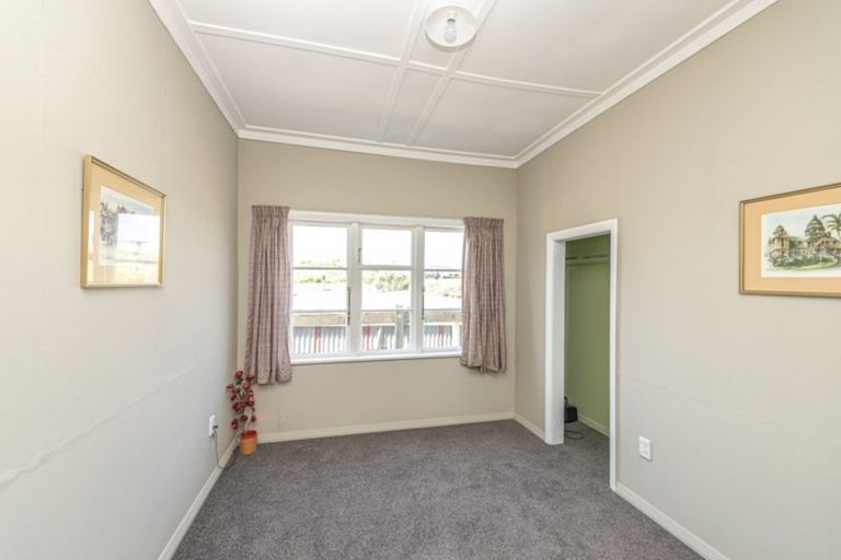 Photo of property in 29 Karewa Street, Castlecliff, Whanganui, 4501