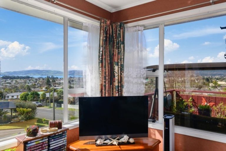 Photo of property in 83 Mallard Drive, Selwyn Heights, Rotorua, 3015